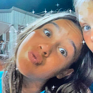 Meet your Posher, Madelyn